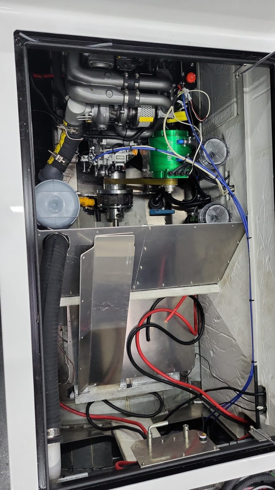 Technische afbouw — motorruimte en systemen